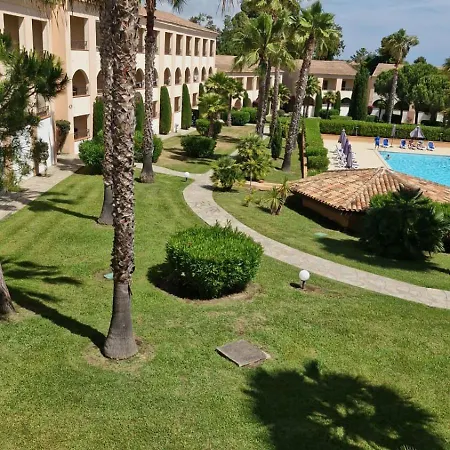 Appt 4-6 Couchages Climatise Avec 2 Piscines Et 200 M Des Plages Et Criques *