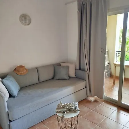 Appt 4-6 Couchages Climatise Avec 2 Piscines Et 200 M Des Plages Et Criques Apartment Linguizzetta