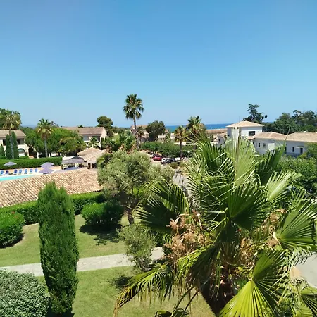 Apartment Appt 4-6 Couchages Climatise Avec 2 Piscines Et 200 M Des Plages Et Criques Linguizzetta