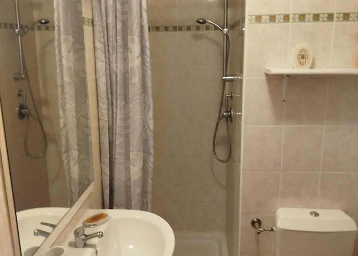 Appt 4-6 Couchages Climatisé Avec 2 Piscines Et 200 M Des Plages Et Criques Appartement Linguizzetta