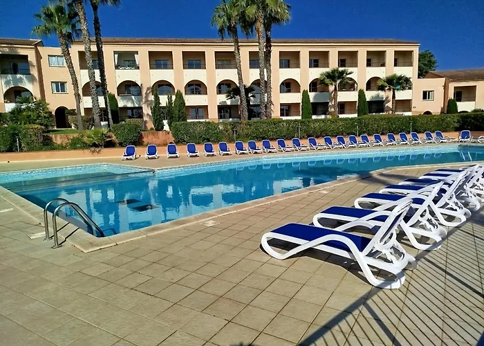 Appt 4-6 Couchages Climatise Avec 2 Piscines Et 200 M Des Plages Et Criques Apartmán